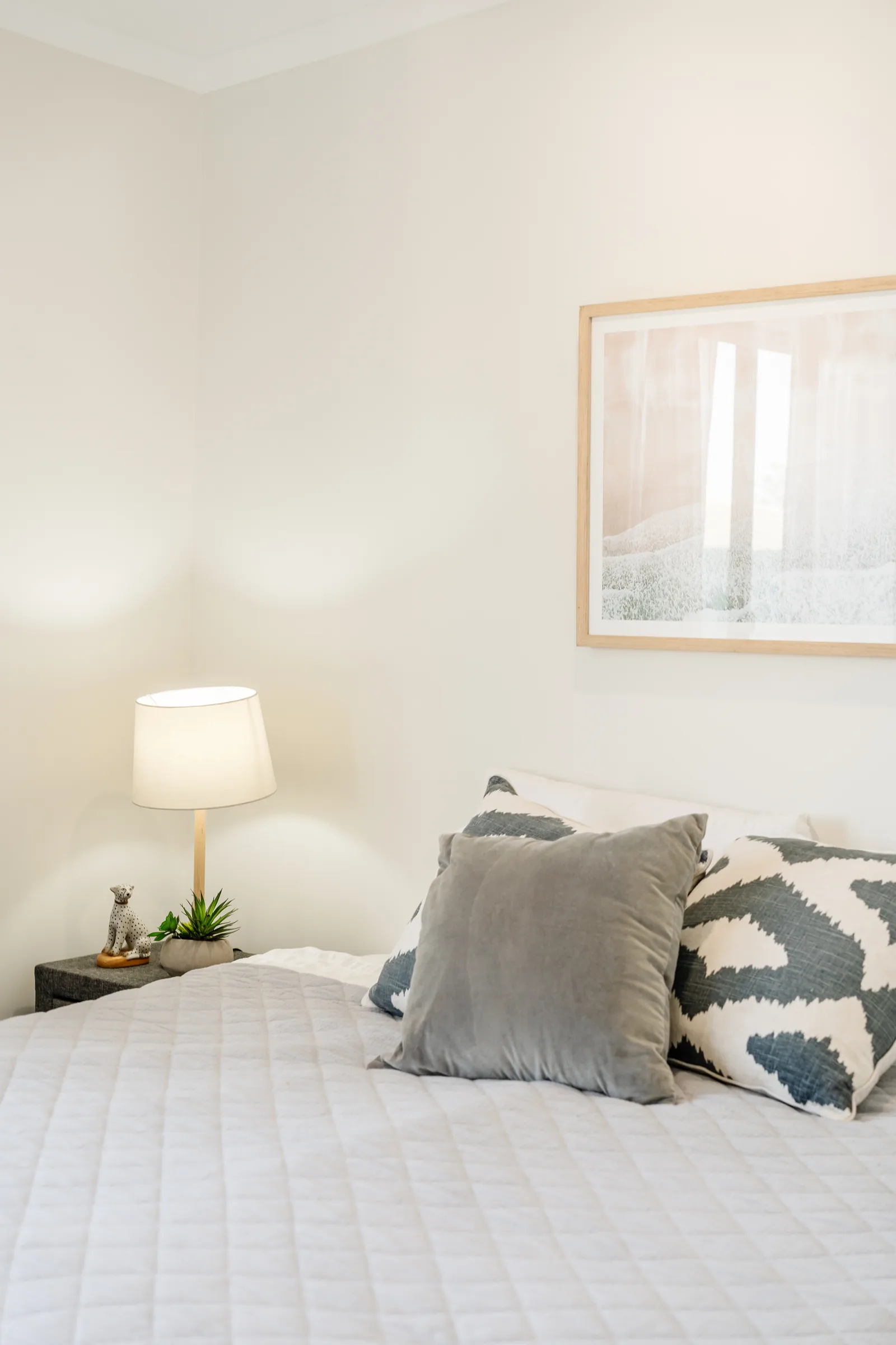 Fourth bedroom in coastal blue tones
